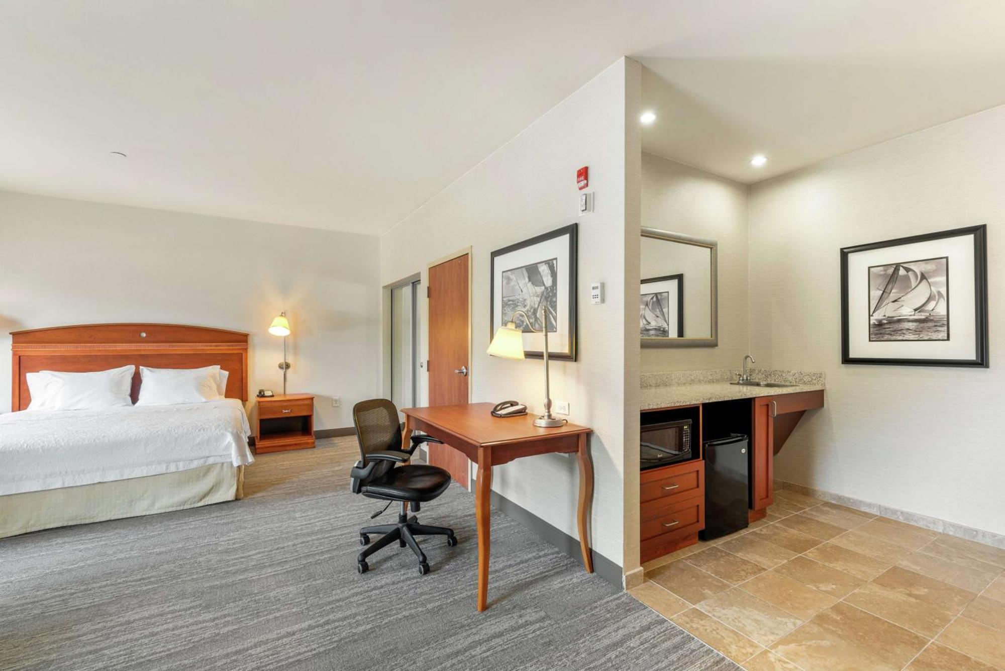Hampton Inn & Suites Mystic Eksteriør bilde