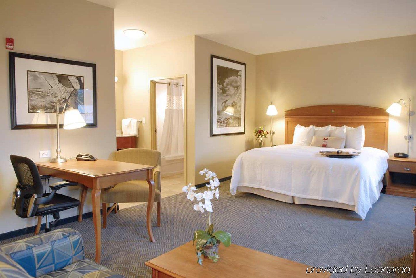 Hampton Inn & Suites Mystic Rom bilde